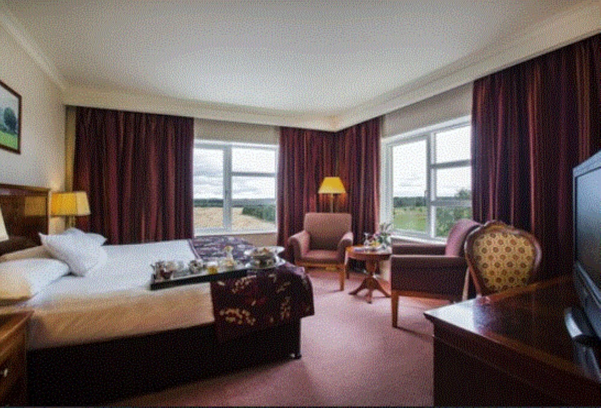 Knightsbrook Hotel & Golf Resort Трім Екстер'єр фото